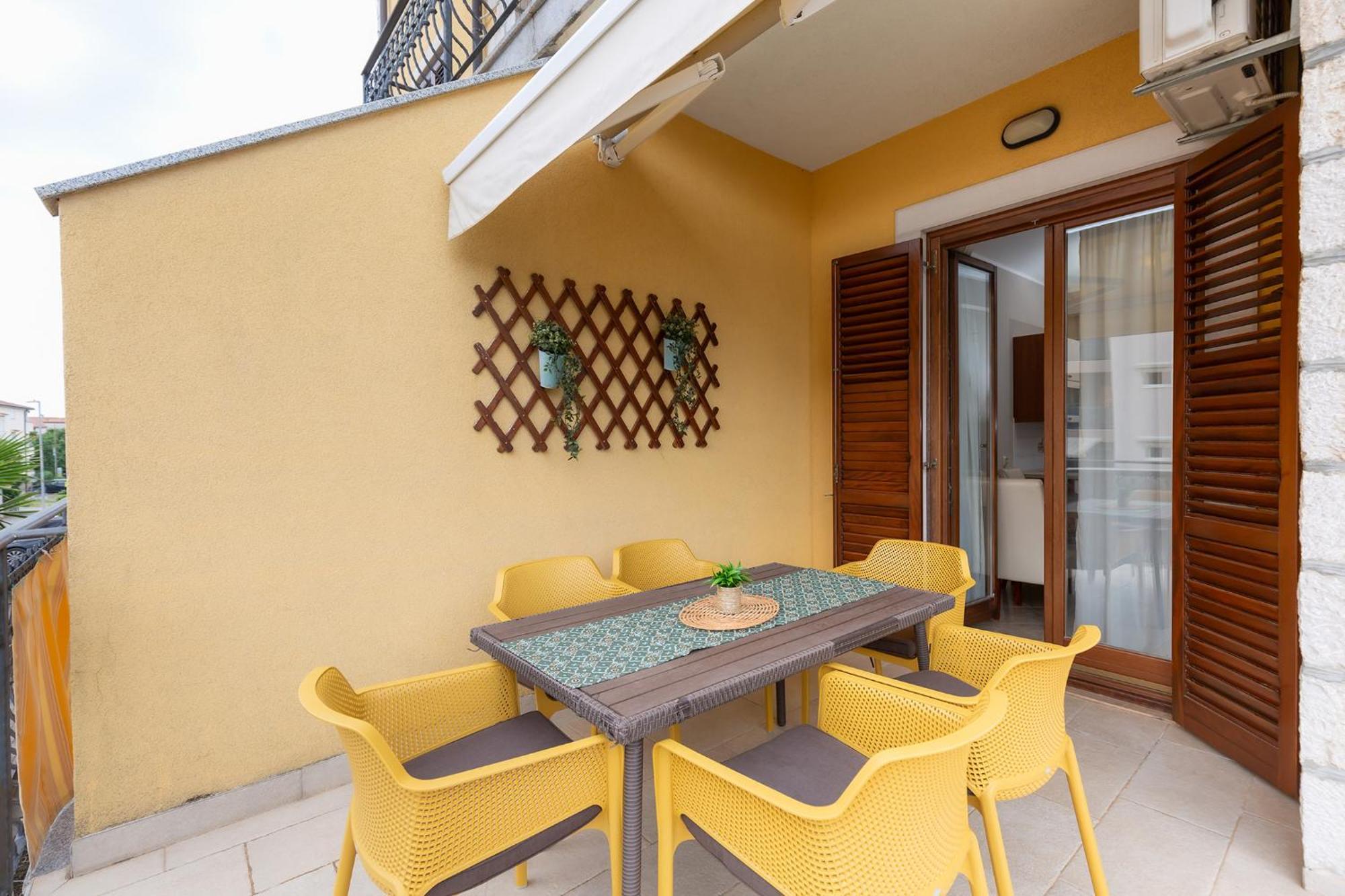 Apartment Mare Poreč Exteriör bild