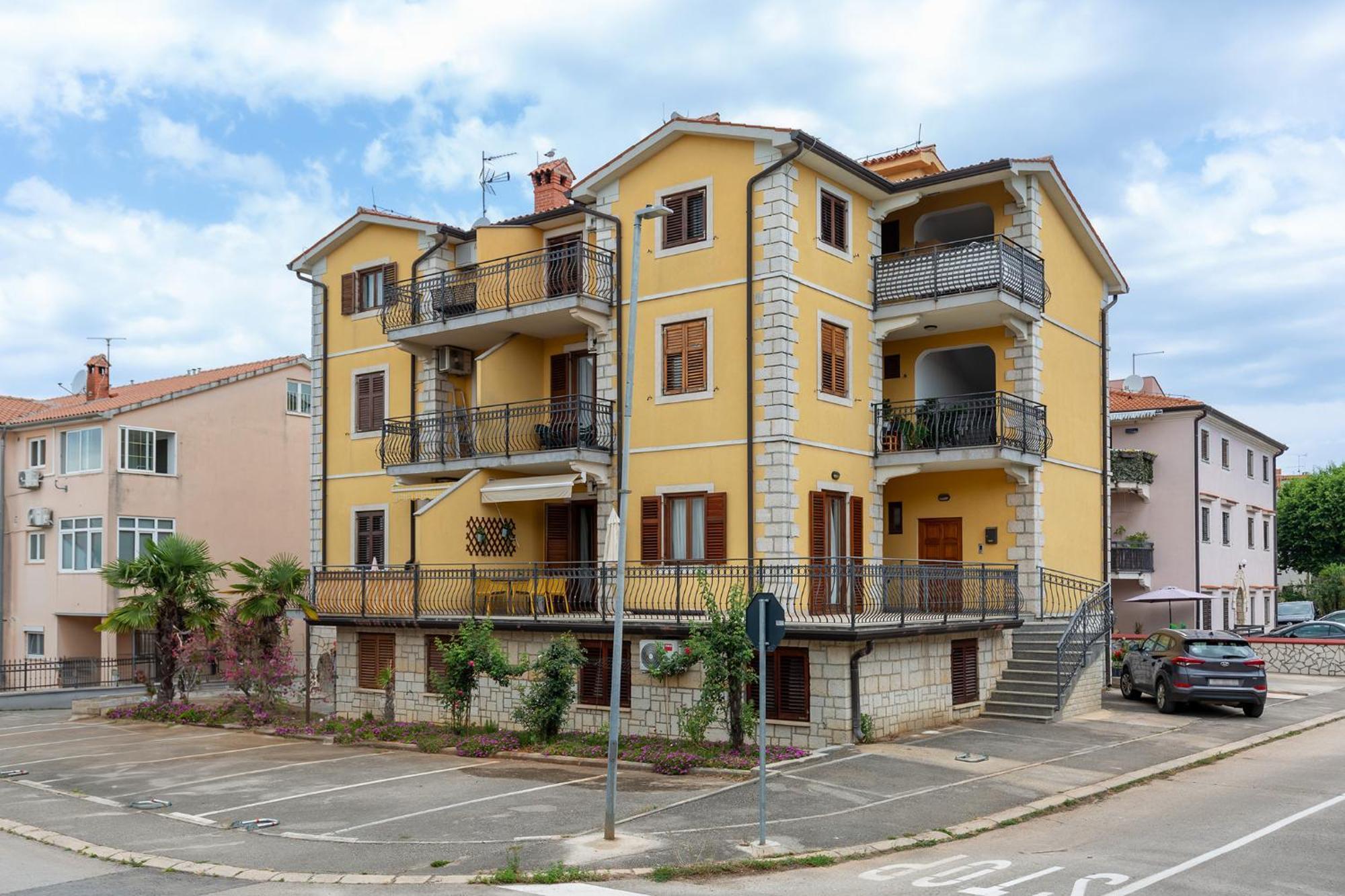 Apartment Mare Poreč Exteriör bild
